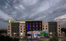 Holiday Inn Express & Suites Garland E - Lake Hubbard I30 By Ihg